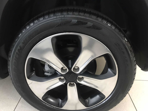 Imagem 10 de 10 de Jeep Compass 2018 2.0 Longitude Flex Aut. 5p