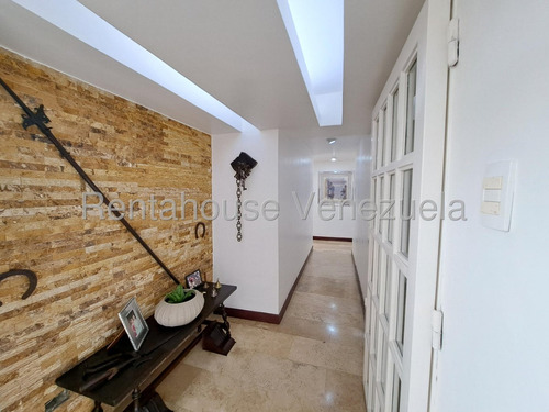Urb. Guaicai Hermoso Y Espacioso Penthouse Duplex Terraza Con Doble Altura. Mo 25-8897