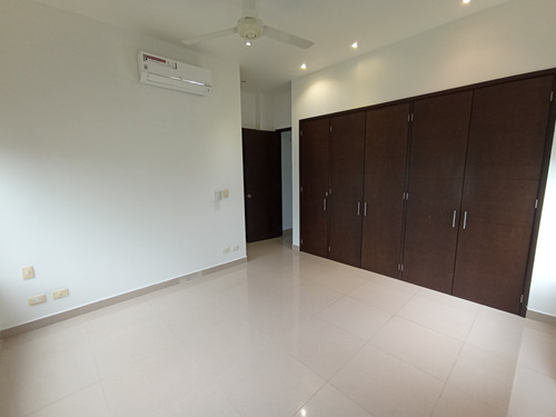 Imagen 23 de 30 de Zona Norte - Venta De Casa En Barcelona De Indias.