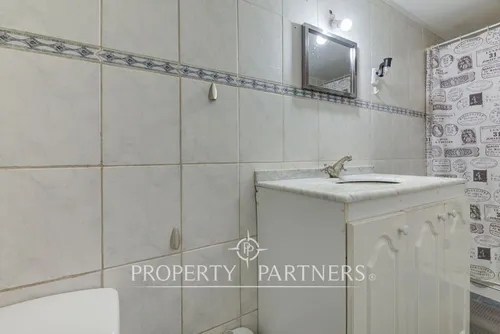 Duplex En Luis Thayer Ojeda, Metro Tobalaba, Provi...