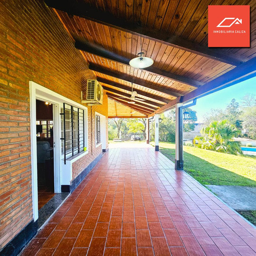 Venta Casa De Categoría En Raco Sobre Ruta Prov. 341