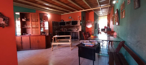 Imagen 14 de 18 de De Oportunidad Venta Casa Doble Propósito Barrio El Lobo Ah