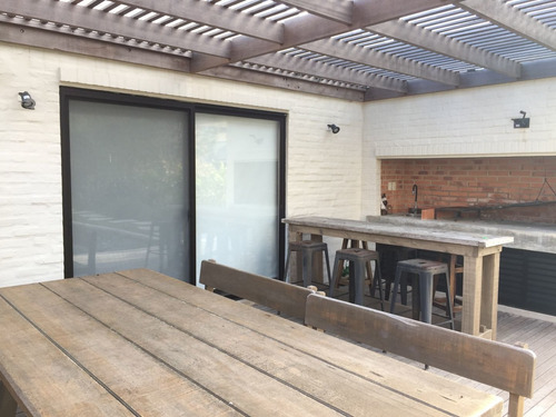 Casa En Venta De 3 Dormitorios En José Ignacio