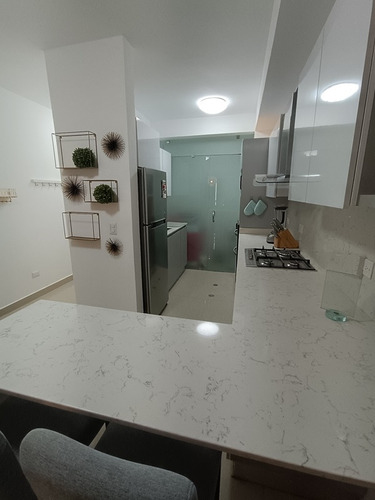 Sky Group Platinum Vende Apartamento En Res. Aspen, La Trigaleña. Pla-1855