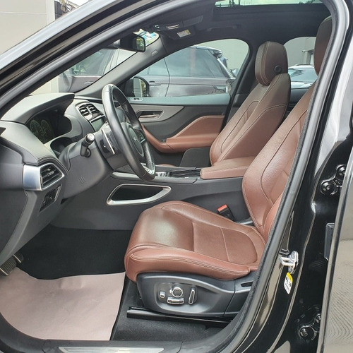 Imagen 8 de 15 de Jaguar F-pace S V6 Super Cargada 2018