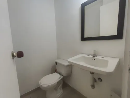 Casa En Arriendo/venta En El Nogal. Cod A15211
