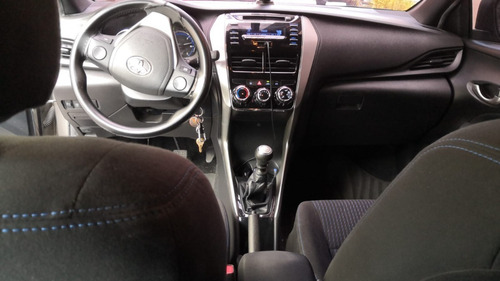 Imagem 4 de 8 de Toyota Yaris Xl 1.3 Flex+ Kit-gás 2019 Hatch
