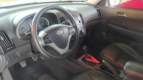 Imagem 8 de 9 de Hyundai I30 2012 2.0 Gls Aut. 5p