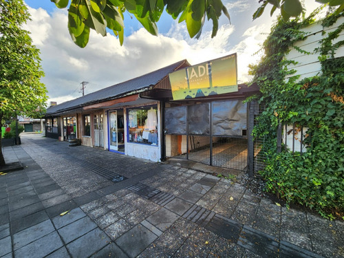 Gran Esquina Comercial En Excelente Sector Pucón