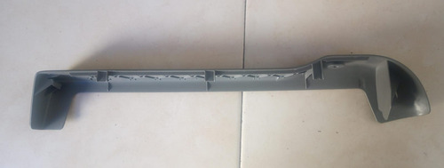 Moldura Pisa Alfombra Izq Vw Jetta A4 Aut Americano 2002 (Usado)