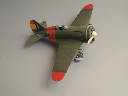 Polikarpov I-16 Type 10 1/48 Guerra Civil Española