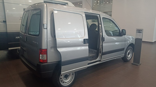 Imagen 11 de 16 de Peugeot Partner Confort 1.6 Vti 115