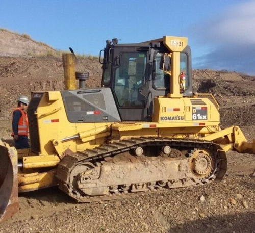 Tratores De Esterias Komatsu D61 (2 Unidades)