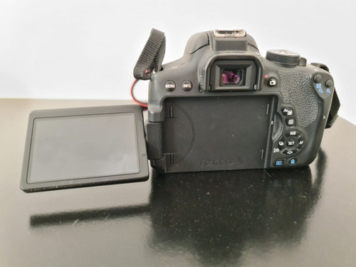 Canon T6i Corpo + Bateria + Carregador