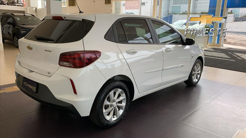 Chevrolet Onix 1.0 TURBO FLEX LT AUTOMÁTICO