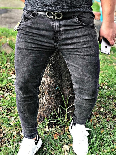 Pantalones Jeans Licrados Entubados, Tienda Ilner Cabrera