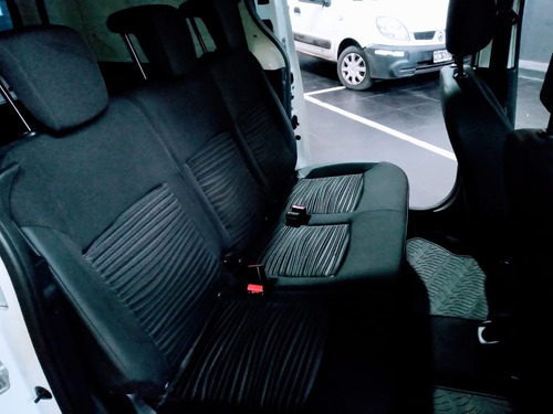Imagen 14 de 20 de Renault Kangoo 1.6 Emotion 2020 Unico Dueño (eo)