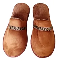 Comprar Pantufla De Hombre Nobuk Con Guardapampa Y Corderito