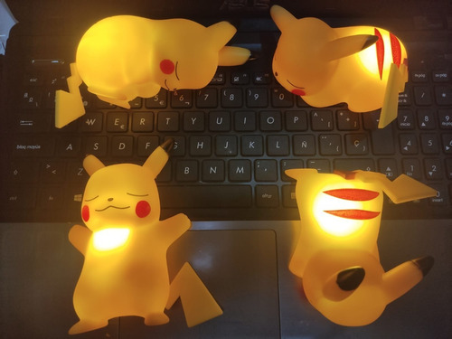Imagen 3 de 3 de Pikachu Lampara De Noche