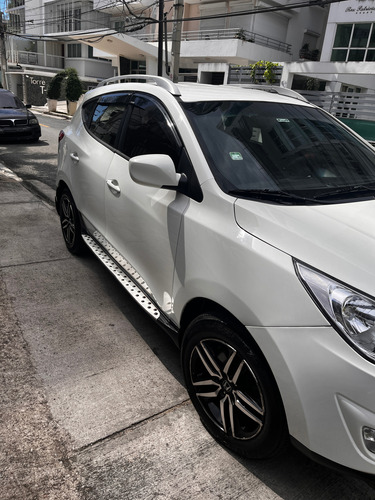 Hyundai Tucson 2103