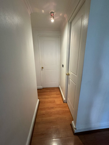 Hermoso Departamento Las Condes, 2d+2b Con Estacionamiento