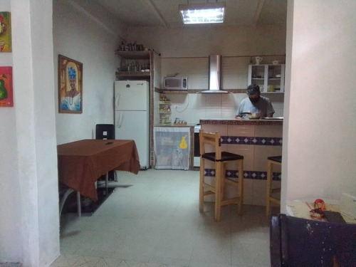 Imagen 7 de 14 de Se Vende Pb De Casa Catia100m2 Aprox