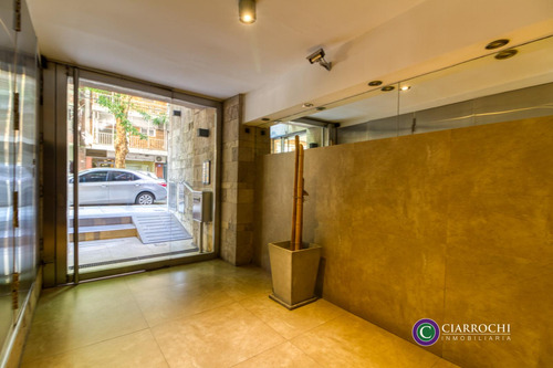 Palermo Chico - Lafinur - Departamento Con Balcón Y Piscina