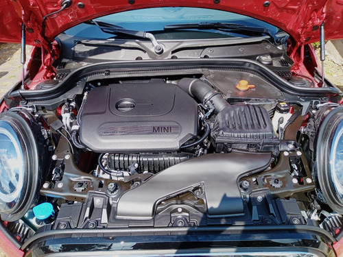 Imagen 11 de 12 de Mini Cooper 2022 Essential 3 Puertas Mt