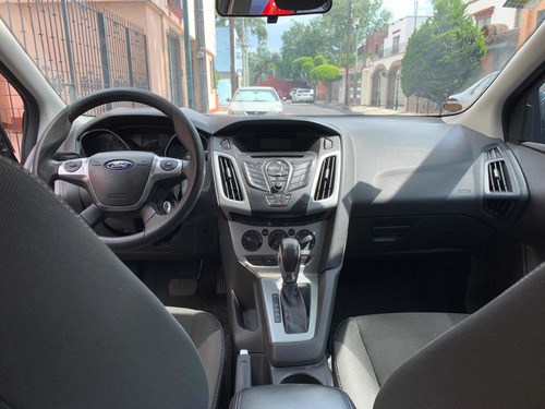 Imagen 6 de 8 de Ford Focus Se At 2012