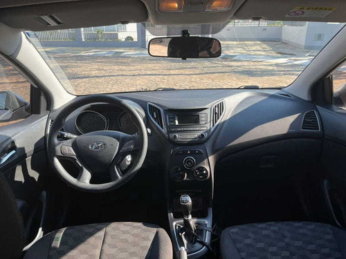 Imagem 5 de 10 de Hyundai Hb20 1.6m Comf 2016