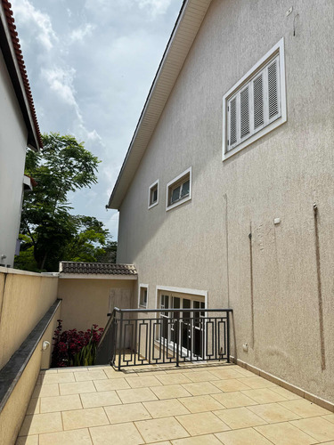 Casa De Condomínio Com 4 Suítes À Venda, 360 M² Por R$ 2.500.000