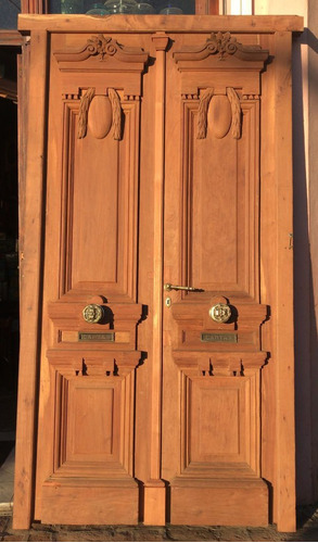 Puerta De Frente Antigua Cedro Restaurada.257x136. Art. 5385