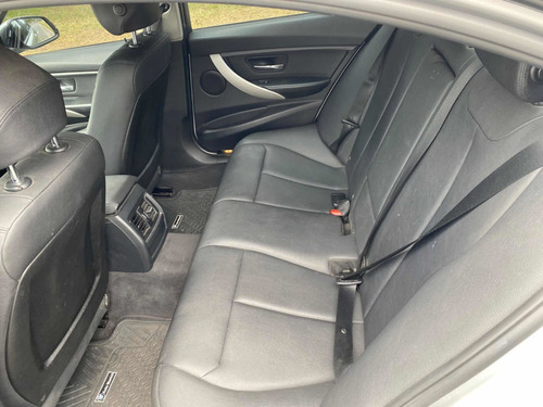 Imagen 6 de 8 de Bmw Serie 3 2013 2.0 320i Sedan 184cv