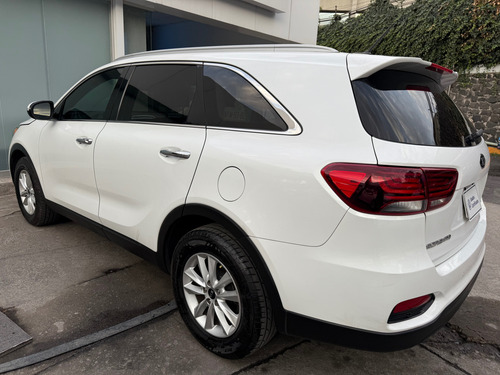 Kia Sorento 2.4 Lx At