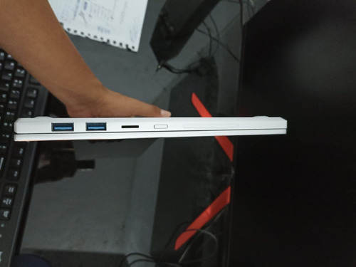 Samsung Galaxy Book Flex Alpha 13.3 Fhd Qled (Usado)