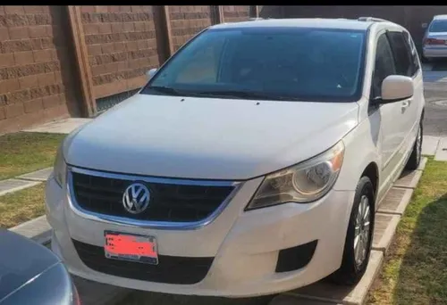 Volkswagen Routan 3.7 Prestige Tiptronic At