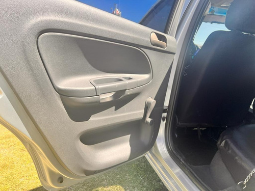 Volkswagen Gol Sedan 1.6 Comfortline 101cv