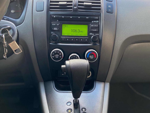 Imagem 6 de 10 de Hyundai Tucson 2010 2.0 Gl 4x2 Aut. 5p