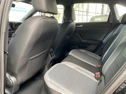 Volkswagen Nivus 1.0 Highline 200 Tsi Aut. 5p