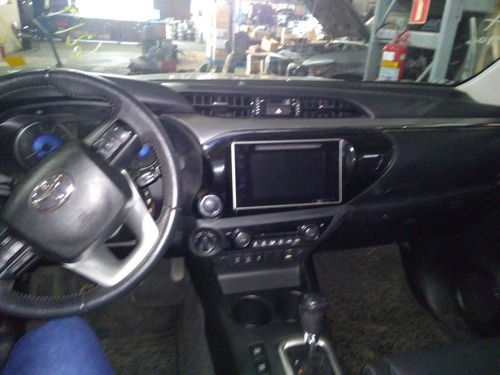 Imagem 5 de 9 de Sucata Toyota Hilux Srv 2.8 2016 Para Retirada De Peças