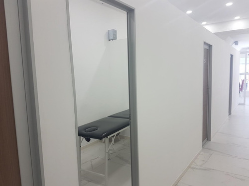Oficina En Venta Ubicado En Banfield, Lomas De Zamora