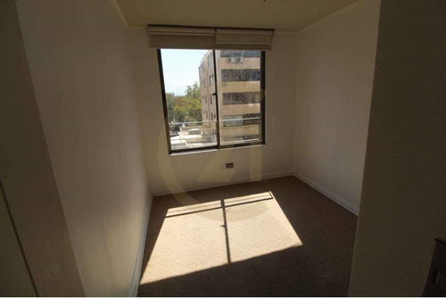 Departamento En Venta, 4 Dormitorios, Ñuñoa