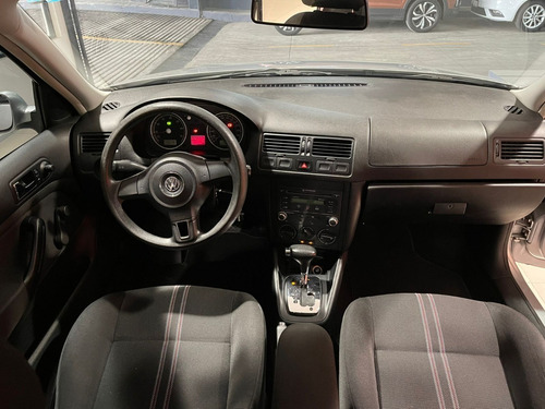 Imagen 9 de 14 de Volkswagen Jetta Clasico Cl Team 2013
