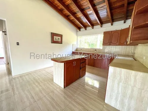 Casas En Venta Mls #25-19468