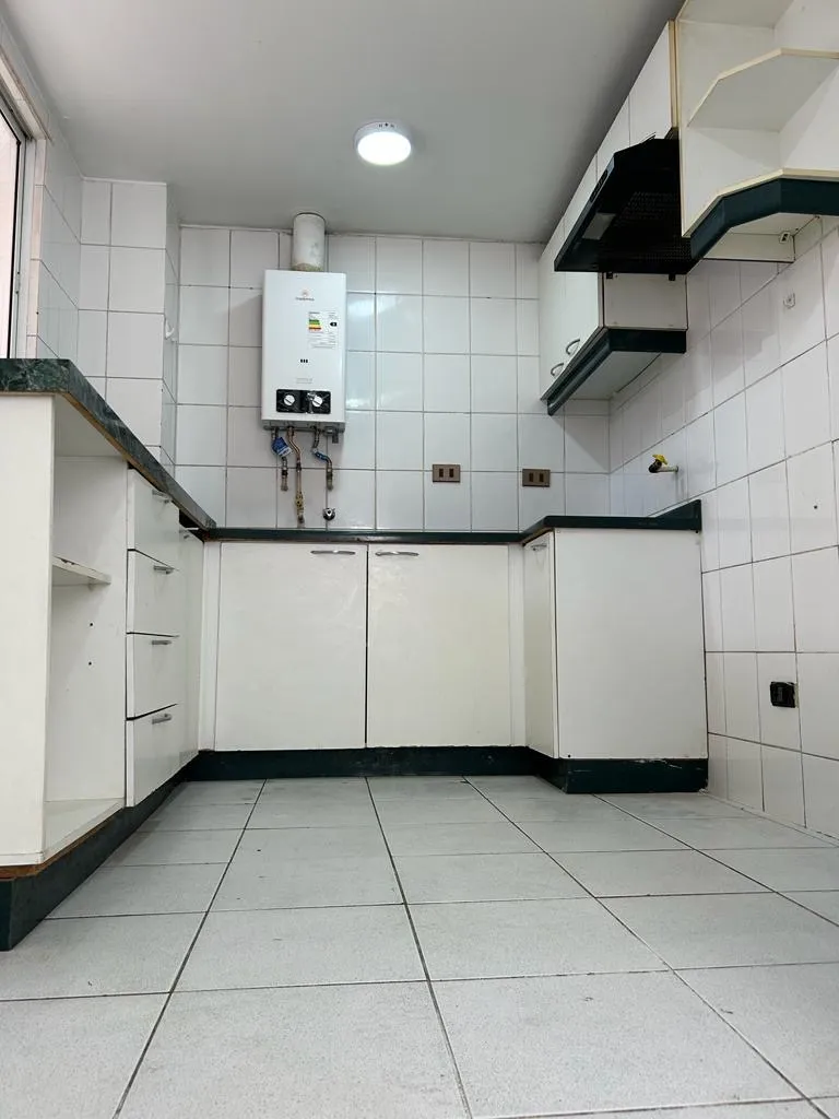 Imagen 4 de 17 de Casa De 3 Pisos Costado Jumbo Y Easy, Colegios Cercanos