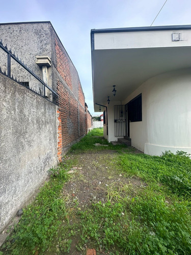 Vendo Terreno 482 M² Con Casa A 120 Mts De Av. Argentina