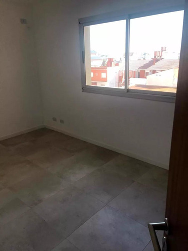 Departamento En Venta - 2 Dormitorios 2 Baños - 130mts2 - San Clemente Del Tuyú