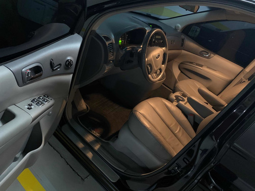 Imagem 9 de 15 de Kia Carnival 2007 3.8 Ex 5p