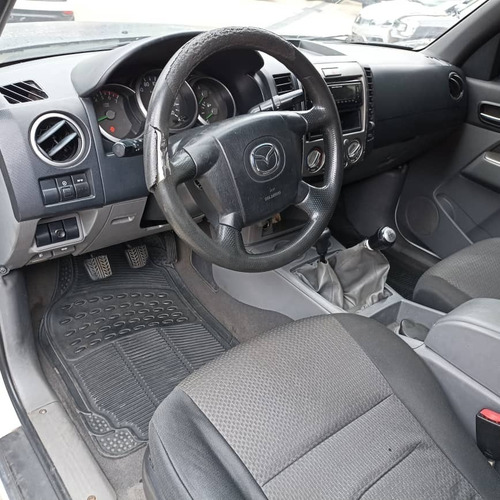 Imagen 8 de 16 de Mazda Bt-50 4x4 Sincronica 2009