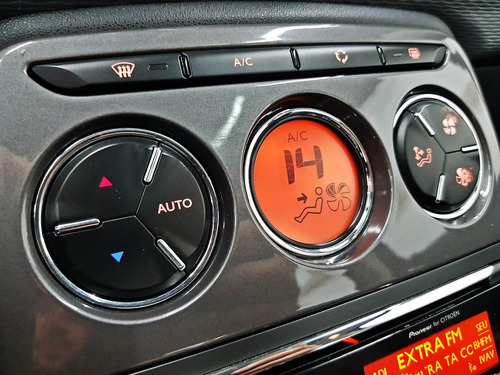 Citroën C3 1.6 Exclusive 16v Flex 4p Automático